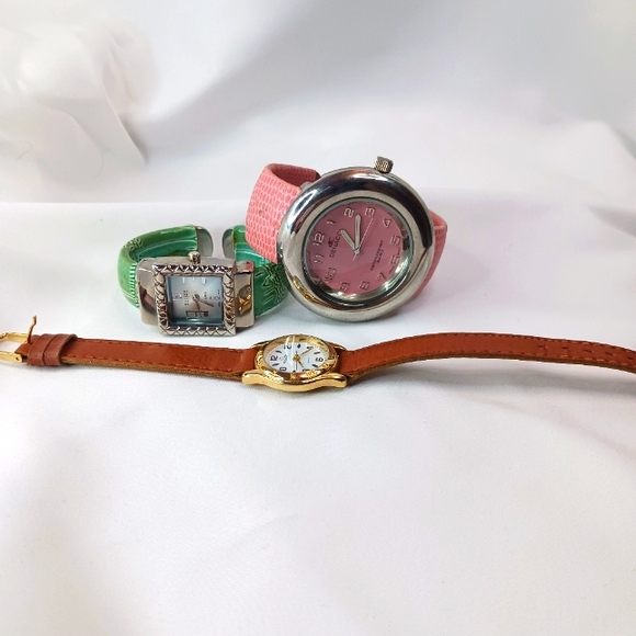 Accessories - Lot Of 3 Watches.